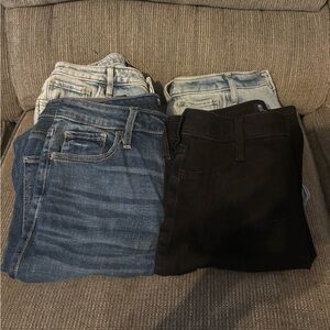 Hollister Women's Denim Blue and Black Jeans Set of 4 size 9S W29 L25
